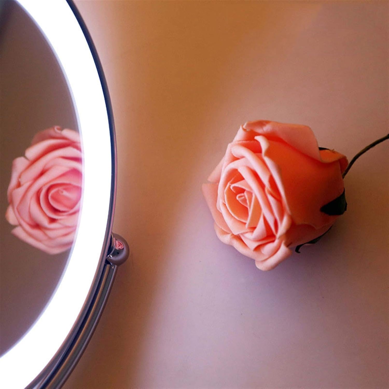 FWD100 Smooth Swivel Makeup Mirror